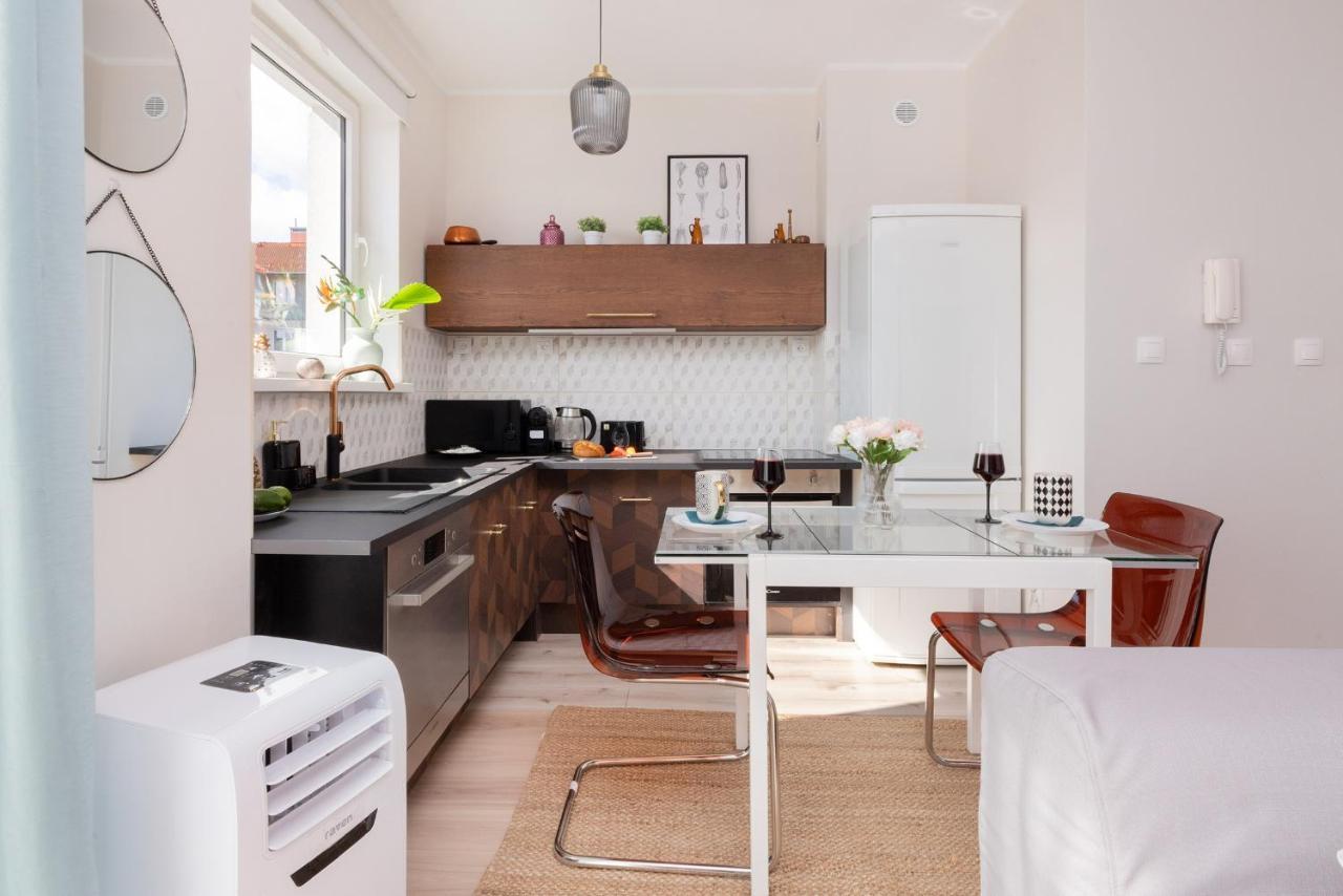 Przestronne 2 Oddzielne Sypialnie Caly Apartament W Spokojnej Dzielnicy Borkowo  Exteriör bild